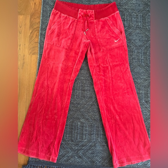 Nike Pants - Vintage NIKE pink velour lounge sweat pants